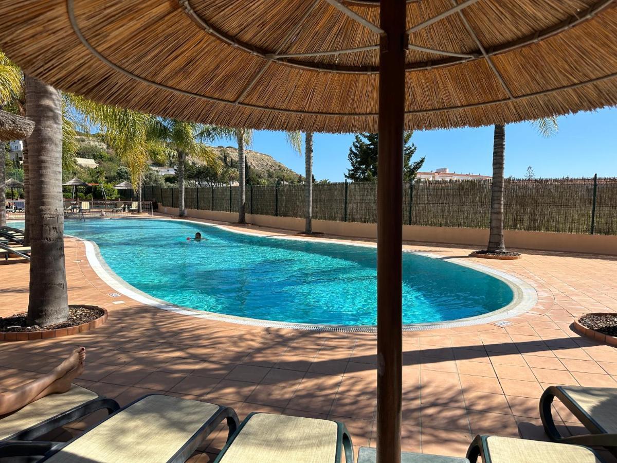 Baia Da Luz Luz Beach 1 Bedroom Apartment Exterior photo